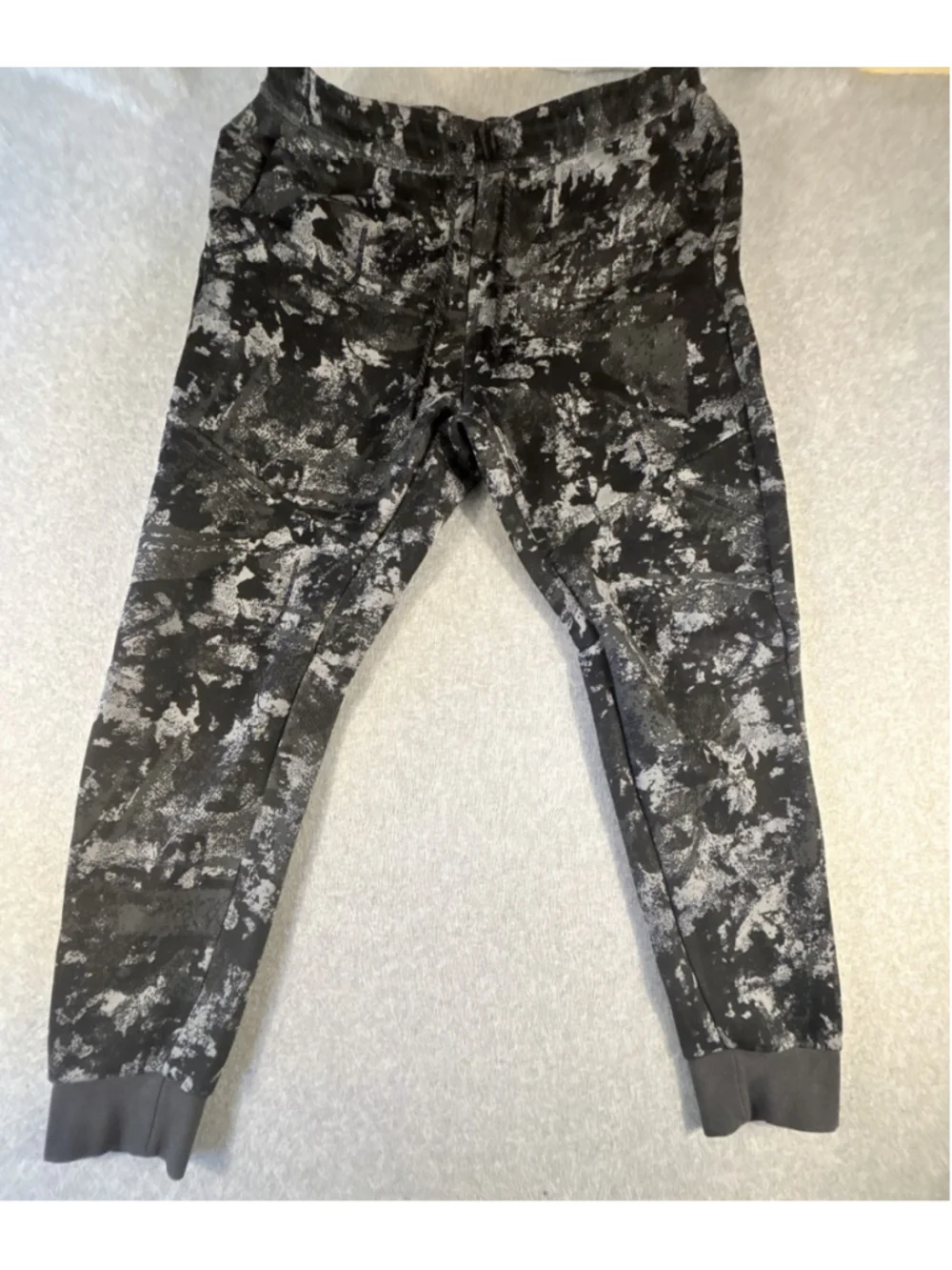 Nike Tech Fleece Men’s XL Black Gray Camo Full-Zip Hoodie Jogger Pants Set